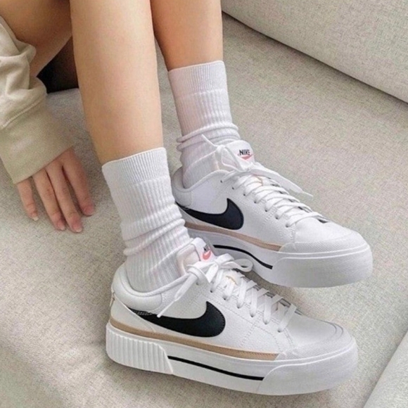 Nike Shoes - Nike Court Legacy Lift Platform Sneakers Size 6 New/Box MSRP $94.99